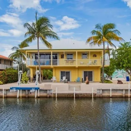Beautiful House Located In The Prestigious Neighborhood Of Port Antigua On A Deep, Wide Canal, Home